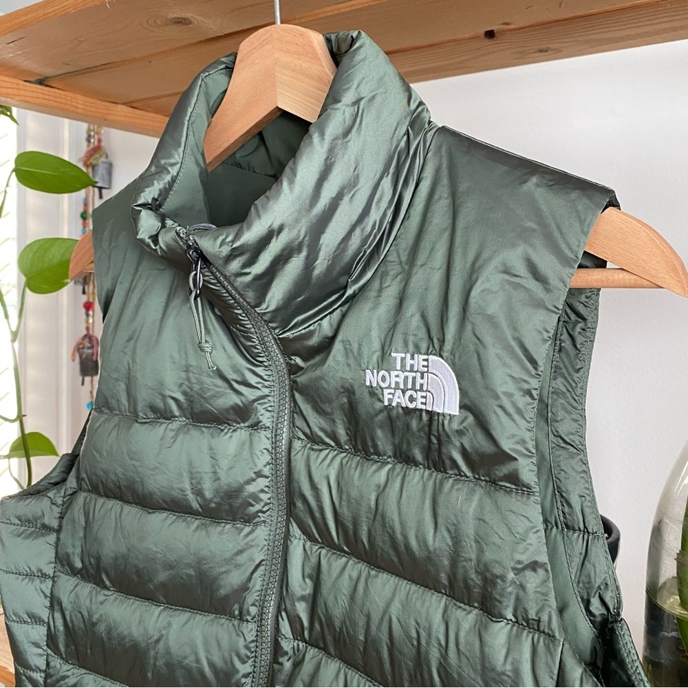 The North Face Iridescent Thyme Green Aconcagua 550 Puffer Vest S - Picture 7 of 14